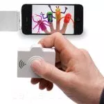 Wireless Selfie iPhone Remote lets you be trigger happy