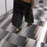 Stay to the right with the Lenticular floor pattern